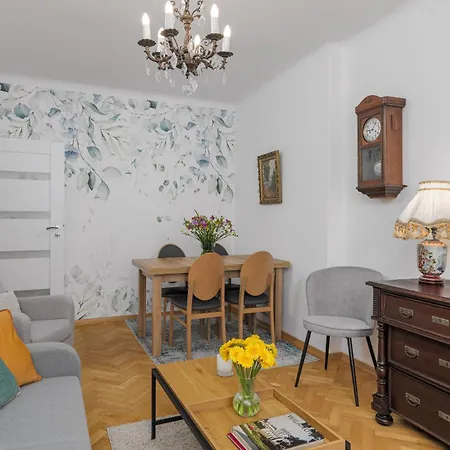Luxury In Cozy Spacious Condo Near Heart Of Warsaw Exterior photo